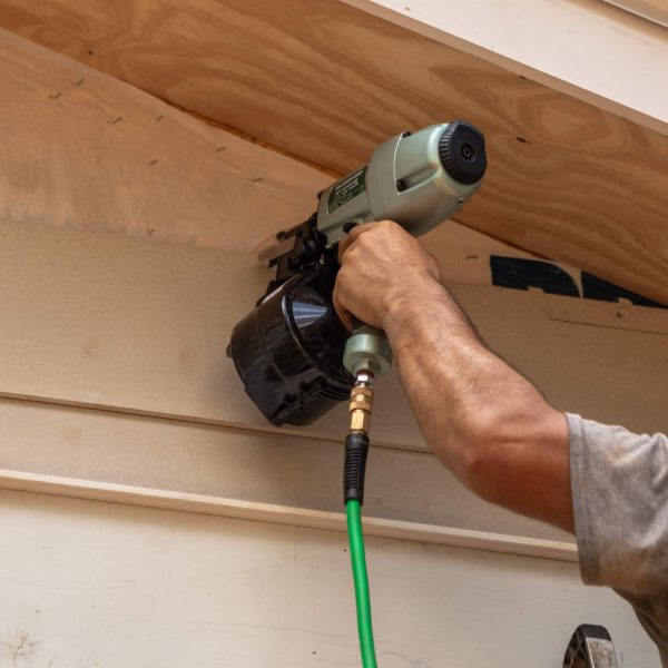 HPT 2.5-in 15-Degree Pneumatic Siding Nailer - Image 10