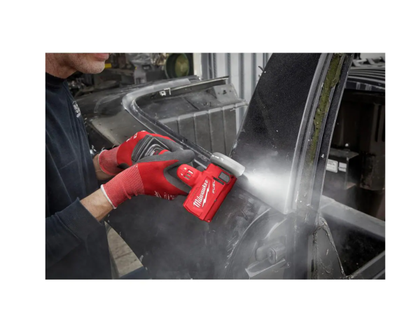 2522-21XC-2364-20 M12 FUEL 12-Volt 3 in. Lithium-Ion Brushless Cordless Cut Off Saw Kit with M12 Flood Light - Image 3