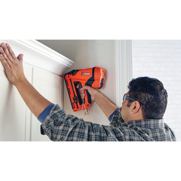 Paslode Angled 2.5-in 16-Gauge Cordless Finish Nailer (Battery   Charger Included) - Image 6