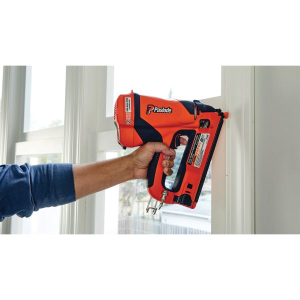 Paslode Angled 2.5-in 16-Gauge Cordless Finish Nailer (Battery   Charger Included) - Image 10