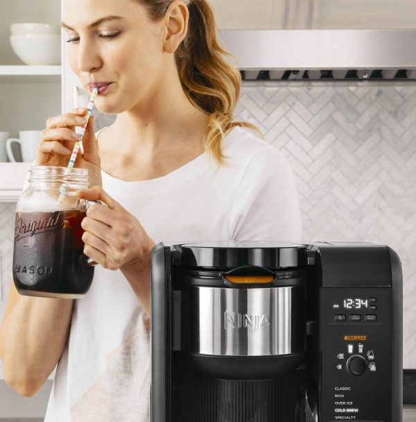 10-Cup Black/Stainless Steel Residential Combination Coffee Maker - Image 5