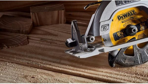 XTREME 12V MAX BRUSHLESS 5-3/8  CIRCULAR SAW (Tool Only) (DCS512B) - Image 8