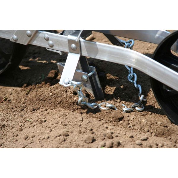 EarthWay 1001-B Precision Garden Seeder Row Planter with 7 Seed Plates and 30 Inch Row Marker - Image 4