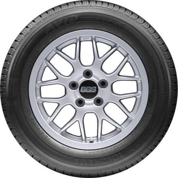 Yokohama Avid Touring-S All-Season Tire   225/65R17 102T - Image 2