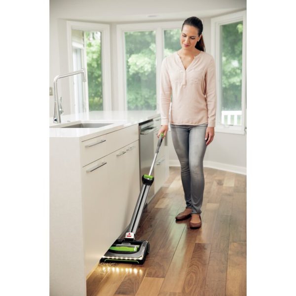 Bissell AirRam Bagless Stick Vacuum - Image 10