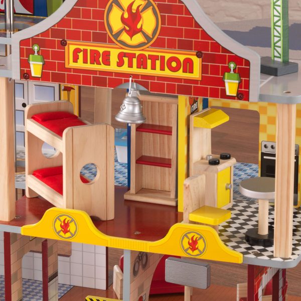 Deluxe Wood Rescue Play Set with Ambulance, Fire Truck, Helicopter   27 Pieces - Image 5