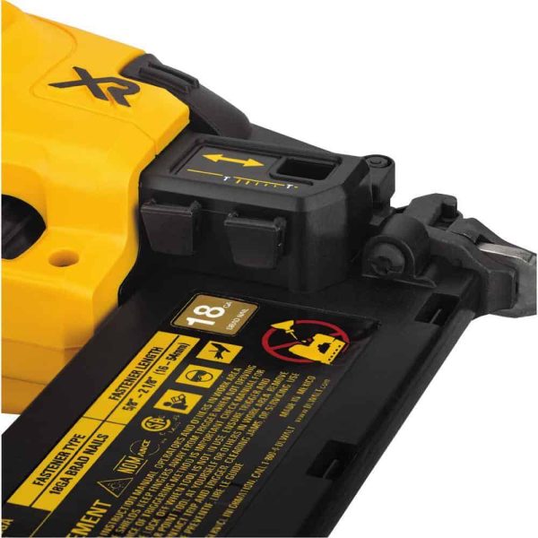 DCN680B 20V MAX XR Lithium-Ion Cordless 18-Gauge Brad Nailer (Tool Only) - Image 12