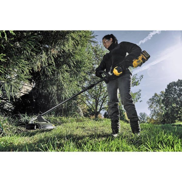 DCST972X1WAS4ED 60V MAX Brushless Cordless Battery Powered Attachment Capable String Trimmer Kit with Edger Attachment - Image 10