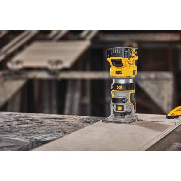 20V MAX XR Cordless Compact Fixed Base Router, (1) 20V 6.0Ah Battery, (1) 20V 4.0Ah Battery, and (1) 2.0Ah Battery - Image 10