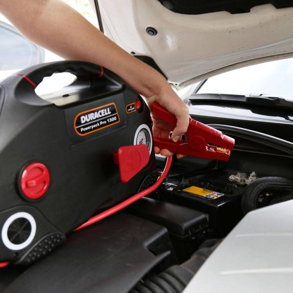 Duracell DR1300PWR PowerPack Pro 600-Watt Jump Starter Inverter and Air Compressor - Image 5