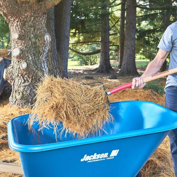 Jackson M6SFFKB 6 cu. ft. Heavy Gauge Seamless Steel Wheelbarrow with Steel Handles - Image 2
