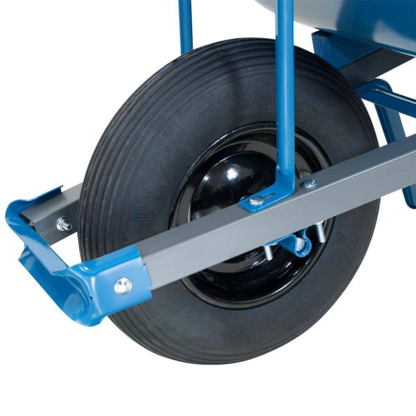 Jackson M6TCFF 6 cu. ft. Seamless Steel Wheelbarrow with Total Control Handles - Image 5
