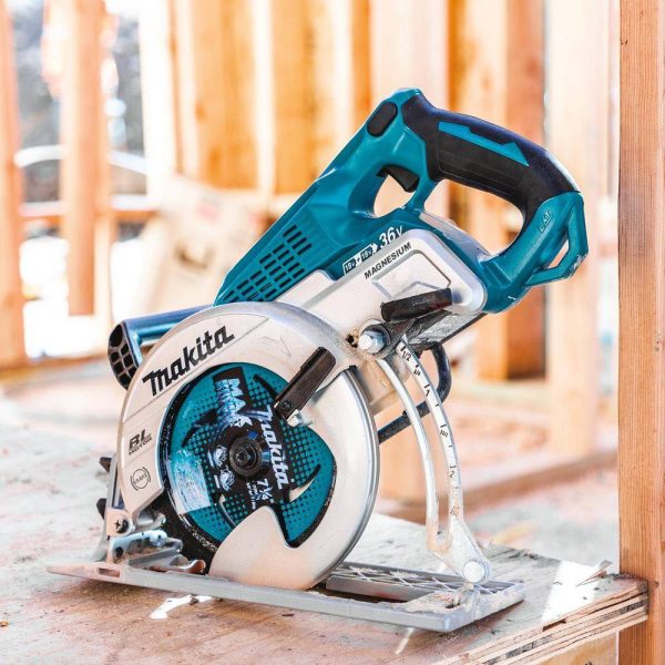 XSR01PT 18V X2 LXT 5.0Ah Lithium-Ion (36V) Brushless Cordless Rear Handle 7-1/4 in. Circular Saw Kit - Image 4